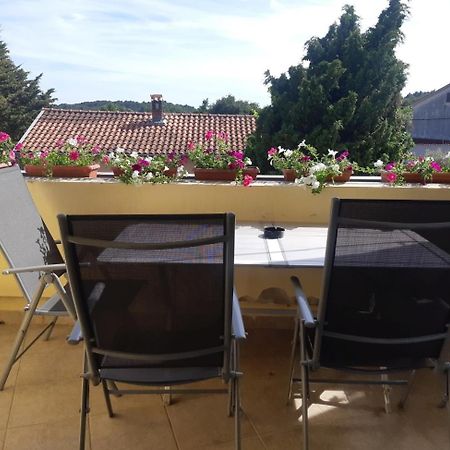 Apartment Marija Pula Zewnętrze zdjęcie