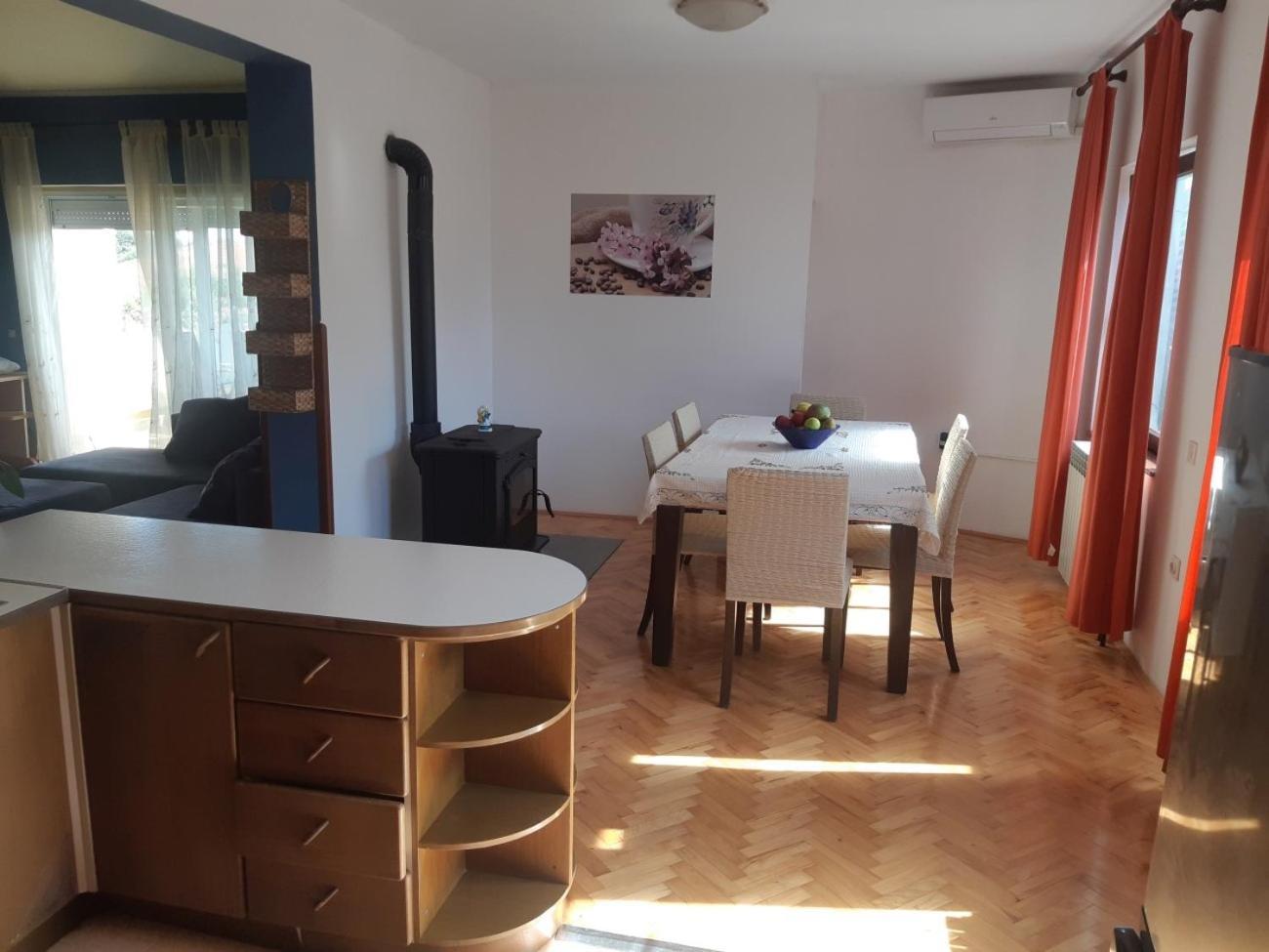 Apartment Marija Pula Zewnętrze zdjęcie