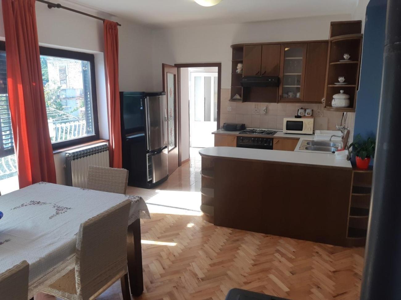 Apartment Marija Pula Zewnętrze zdjęcie